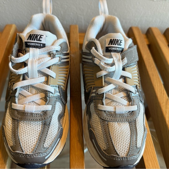 Nike Vomero 5 - Picture 5 of 9